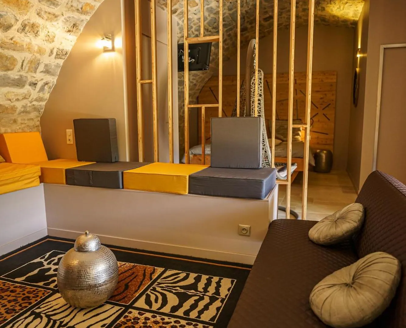 فندق Lesoleilo Mostuéjouls بيت ضيافة