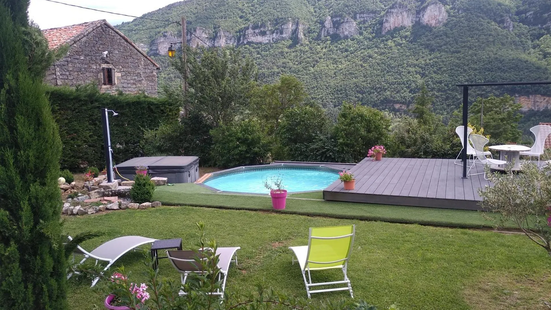 فندق Lesoleilo Mostuéjouls